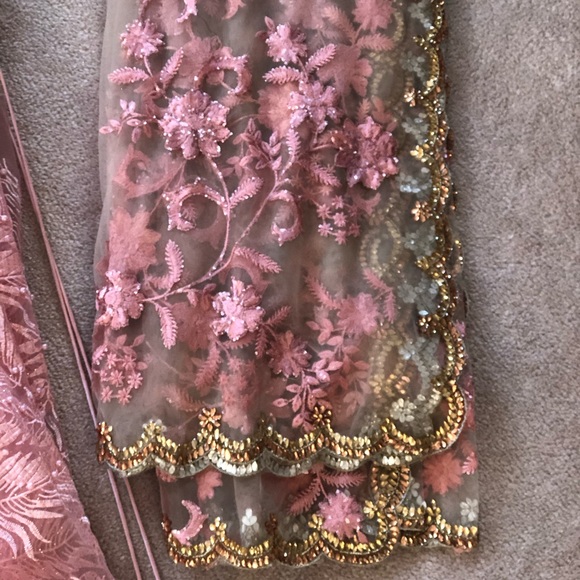 Stunning lehenga - Indian dress - Picture 7 of 9